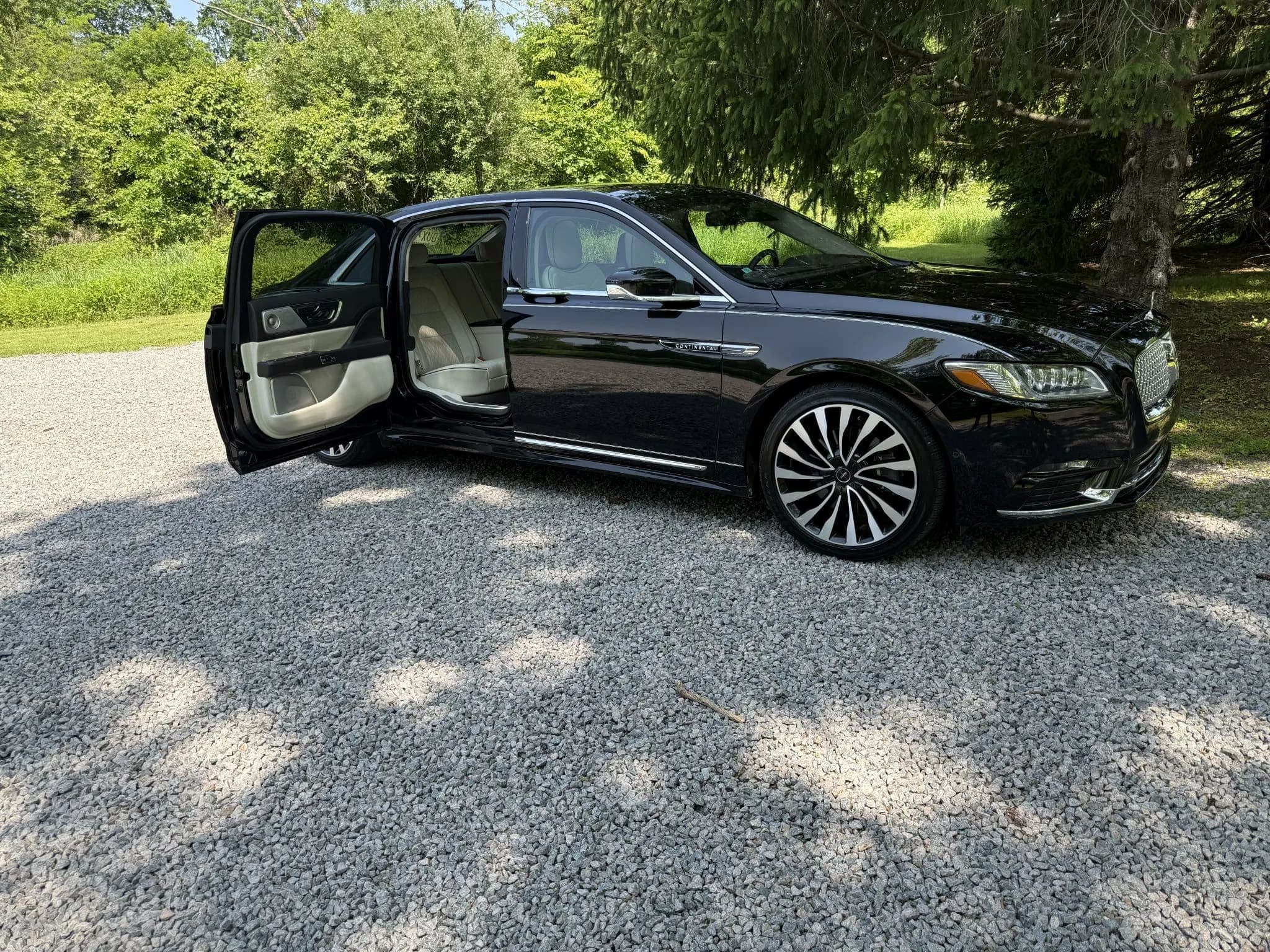 2019 Lincoln Continental 80th Anniversary Coach Door Edition — ONLY 31,000 MILES | RARE COLLECTOR-STYLE LUXURY SEDAN, view